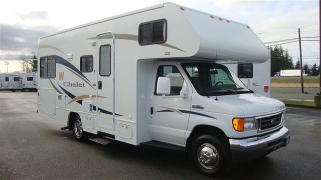 Used 2008 Winnebago Chalet 24VR Class C For Sale